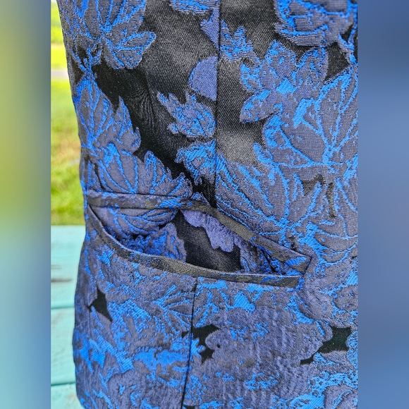 Simply Styled Amparo Blue Jacquard Blazer - Picture 3 of 13